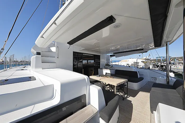 Lagoon 51 - owner version - 