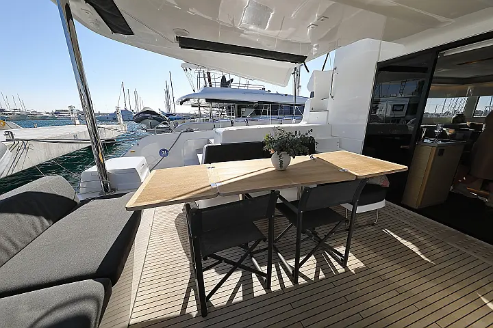 Lagoon 51 - owner version - 