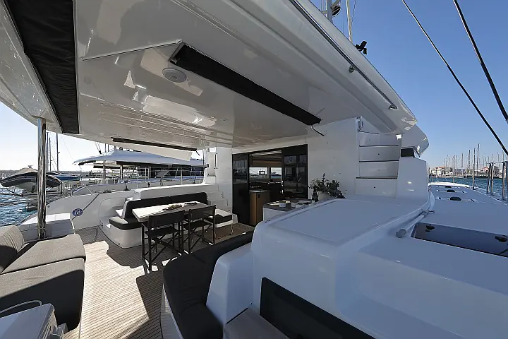 Lagoon 51 - owner version - 