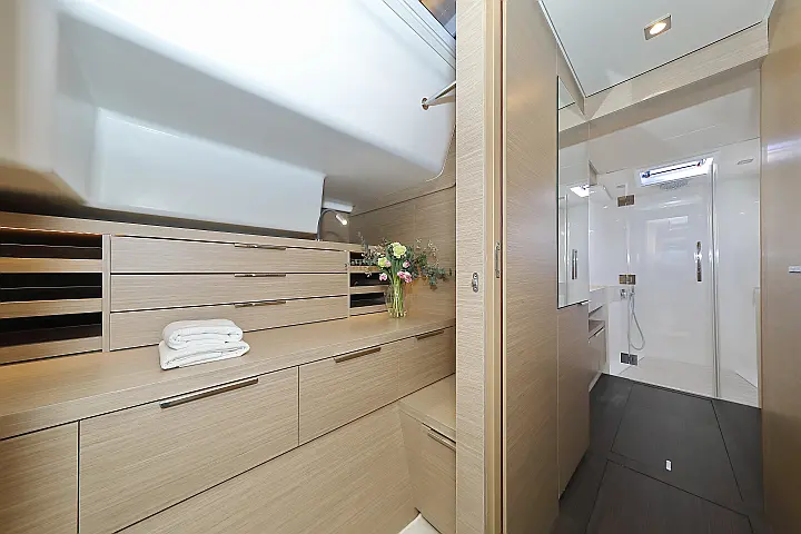 Lagoon 51 - owner version - 