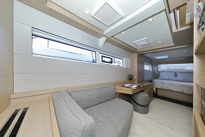 Lagoon 51 - owner version - 
