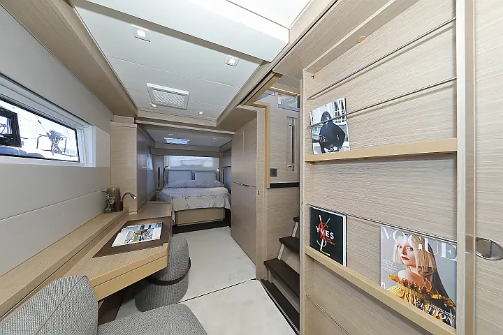 Lagoon 51 - owner version - 