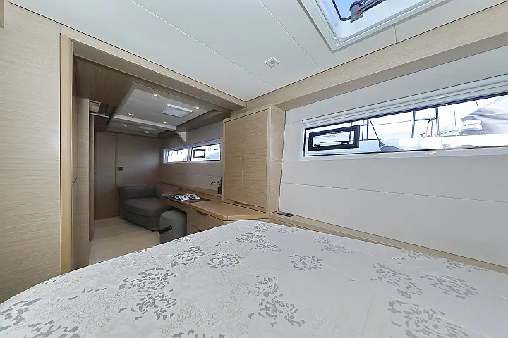 Lagoon 51 - owner version - 