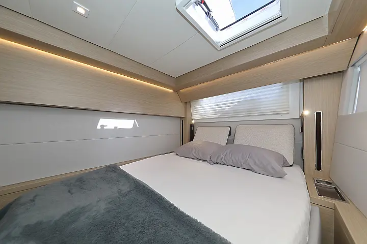 Lagoon 51 - owner version - 
