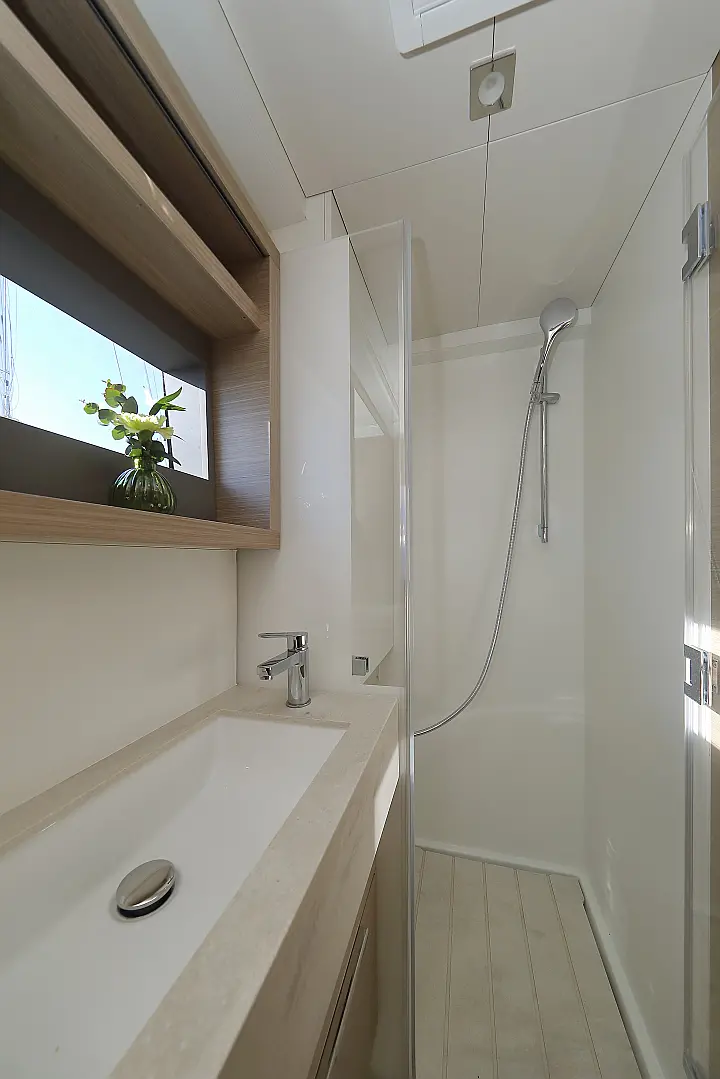 Lagoon 51 - owner version - 