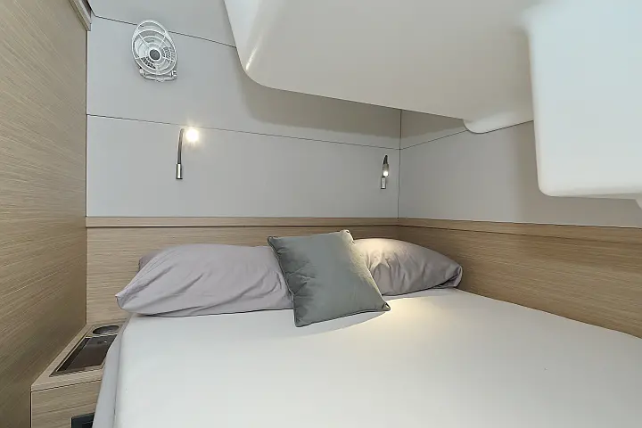Lagoon 51 - owner version - 