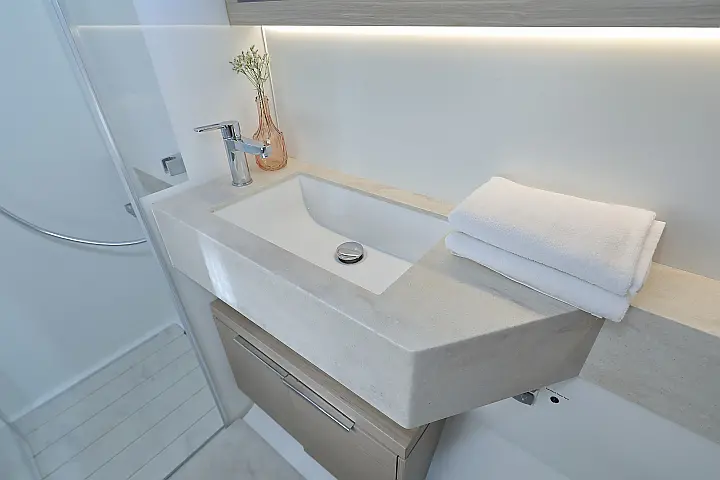 Lagoon 51 - owner version - 