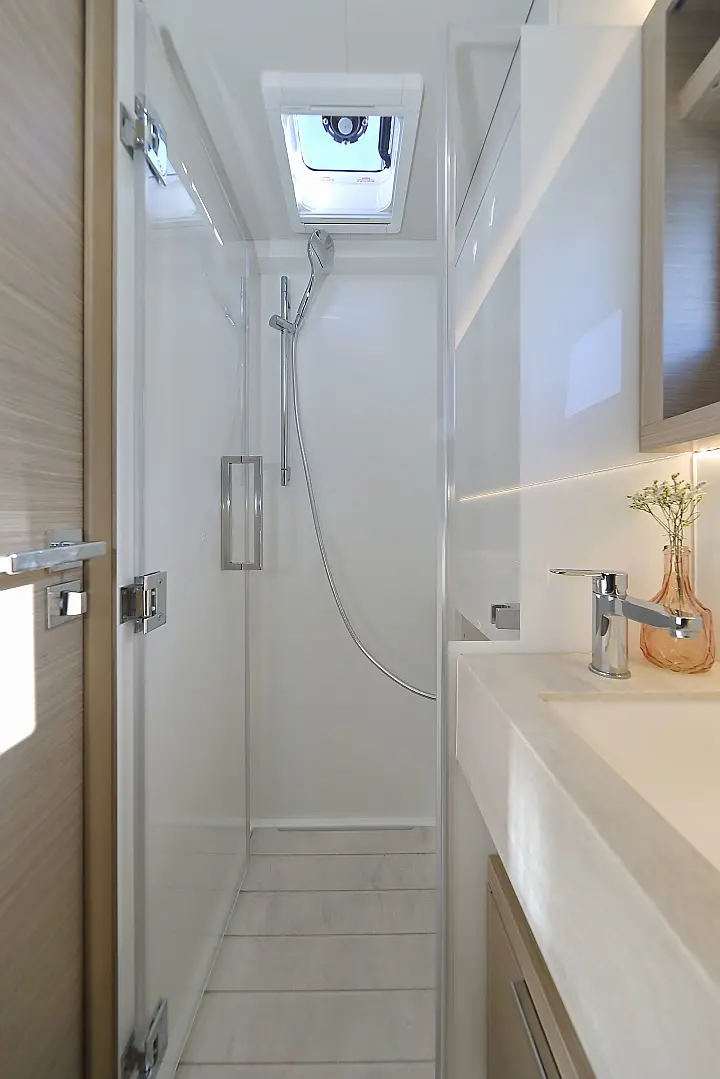 Lagoon 51 - owner version - 