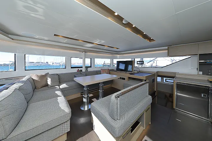 Lagoon 51 - owner version - 