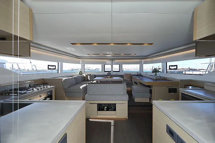 Lagoon 51 - owner version - 