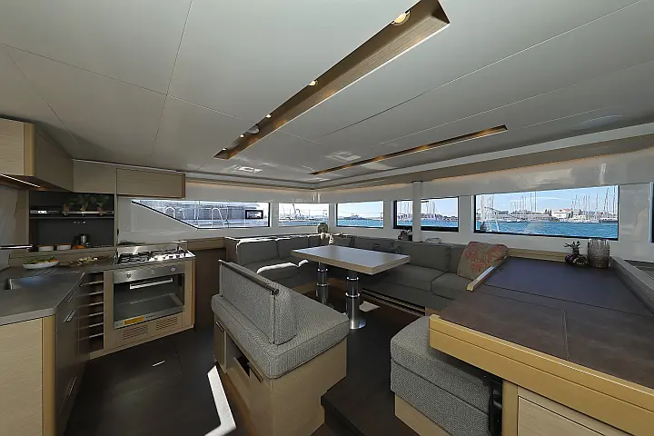 Lagoon 51 - owner version - 