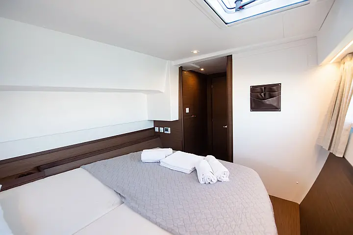 Lagoon 42 - 