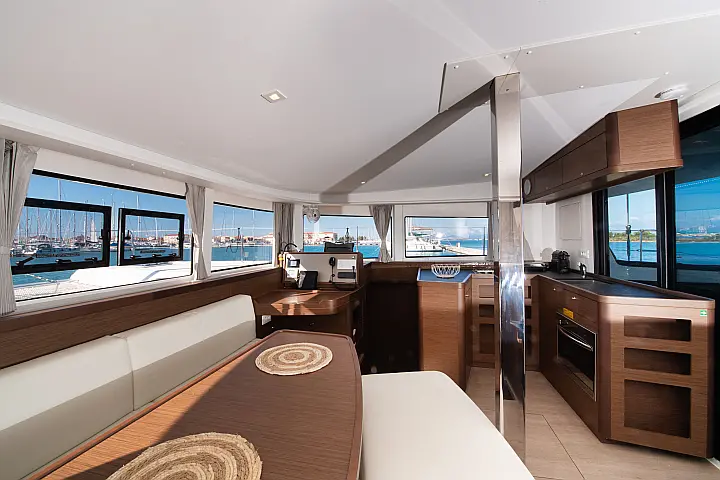 Lagoon 42 - 