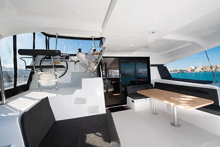 Lagoon 42 - 