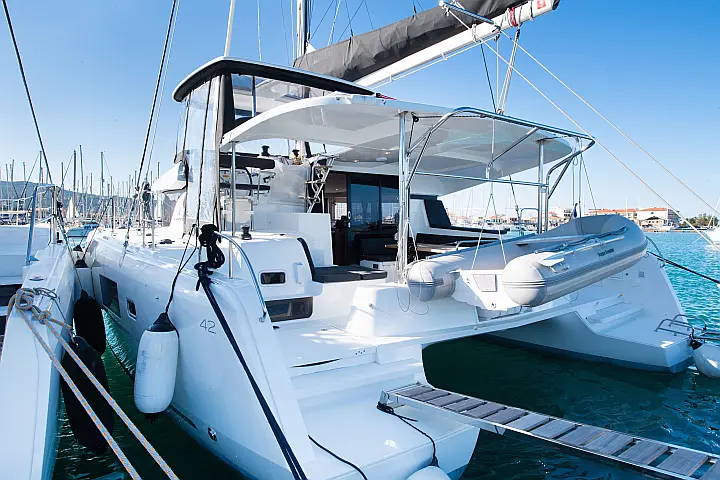 Lagoon 42 - 