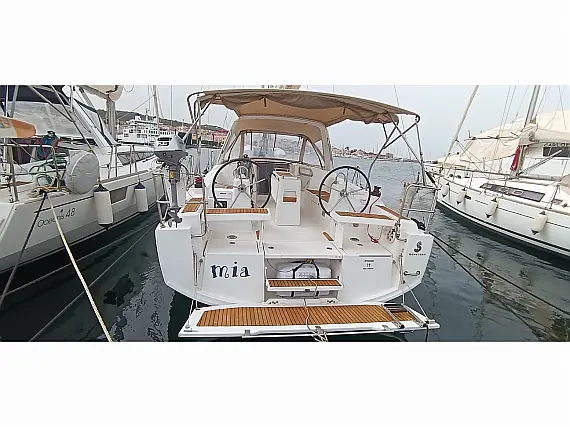 Oceanis 35.1