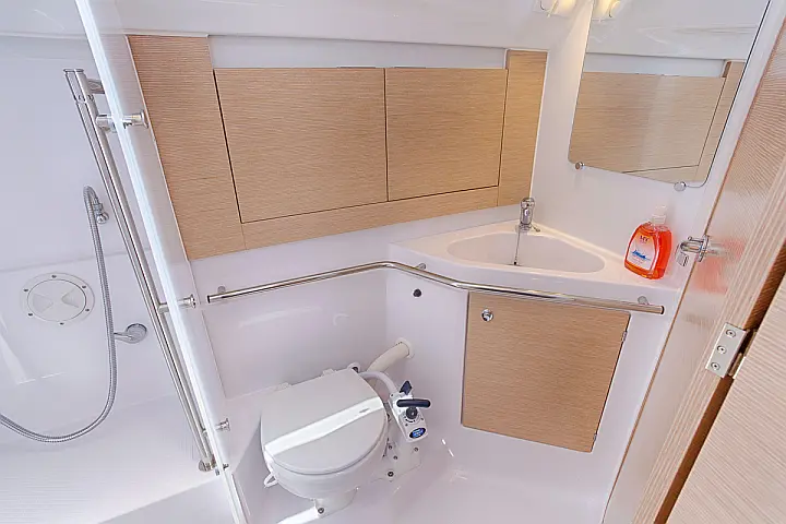 Elan 45 Impression - Elan 45 Impression Charter Croatia