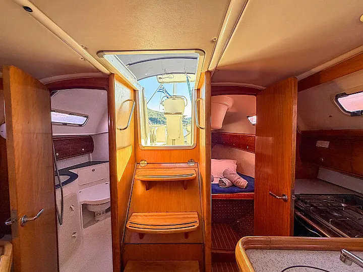 Bavaria Cruiser 32 - 
