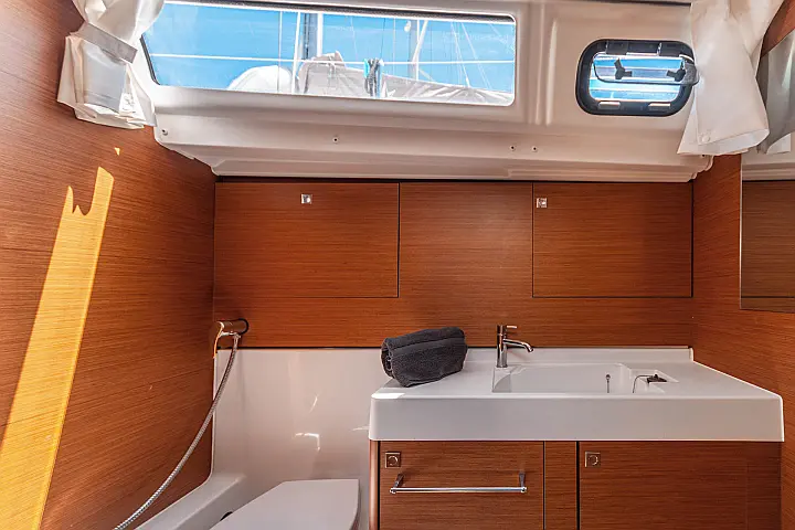 Sun Odyssey 519 - 