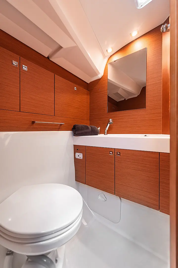 Sun Odyssey 519 - 