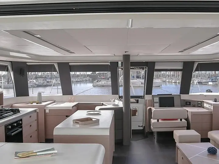 Samana 59 - Internal image