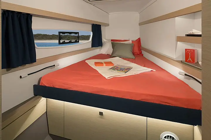 Lucia 40 - 
