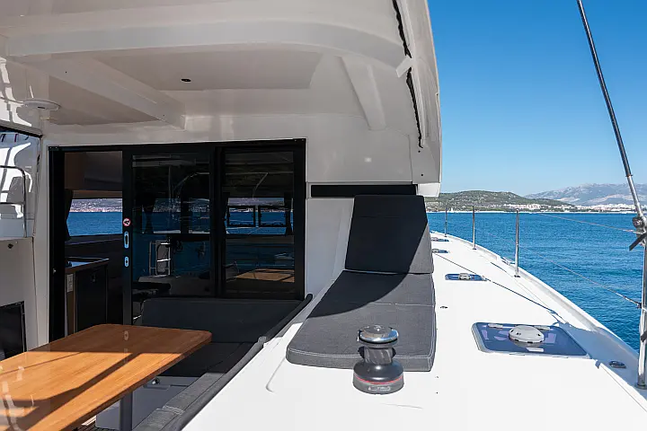 Lagoon 42 owner version - 