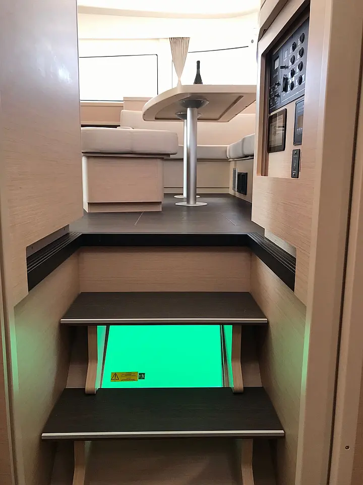 Lagoon 42 owner version - 