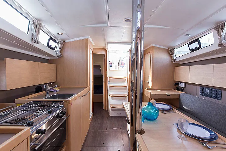 Oceanis 38.1 - 