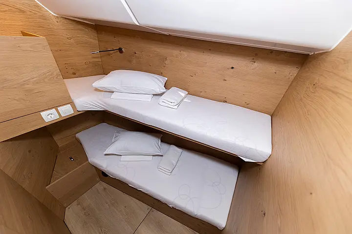 Elan Impression 45 - 