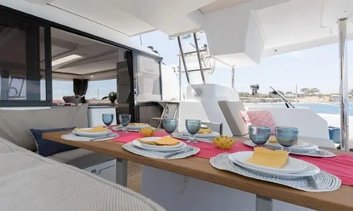 Saona 47 - 
