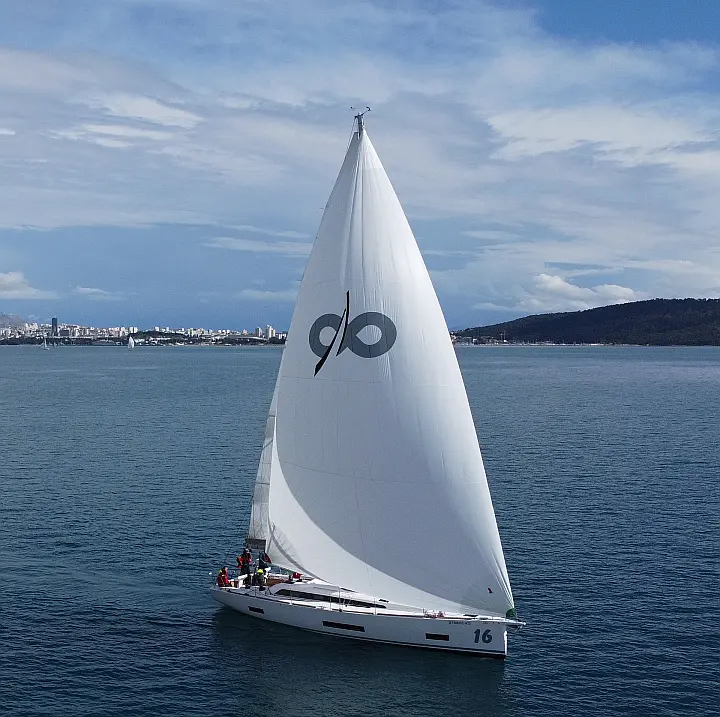 Salona 46 - 