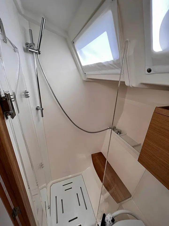 Salona 46 - 