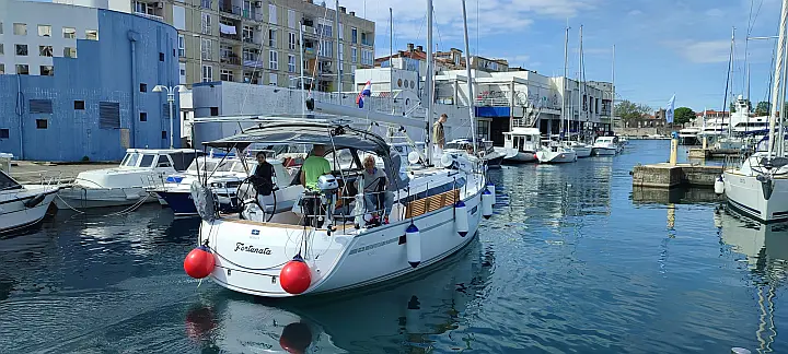 Bavaria Cruiser 37 Style - 