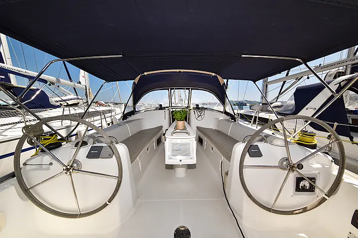 Cyclades 43.4 - 