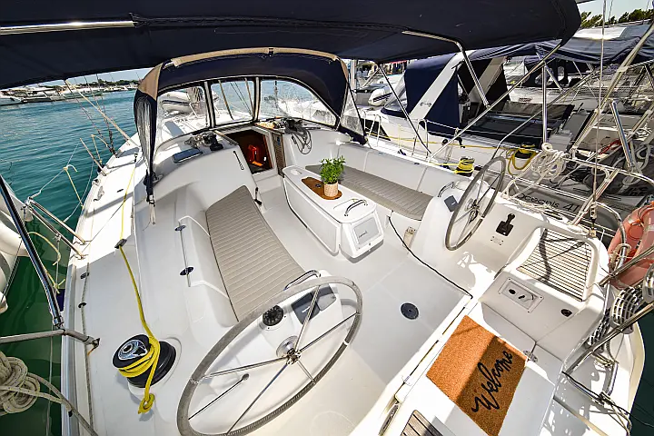 Cyclades 43.4 - 