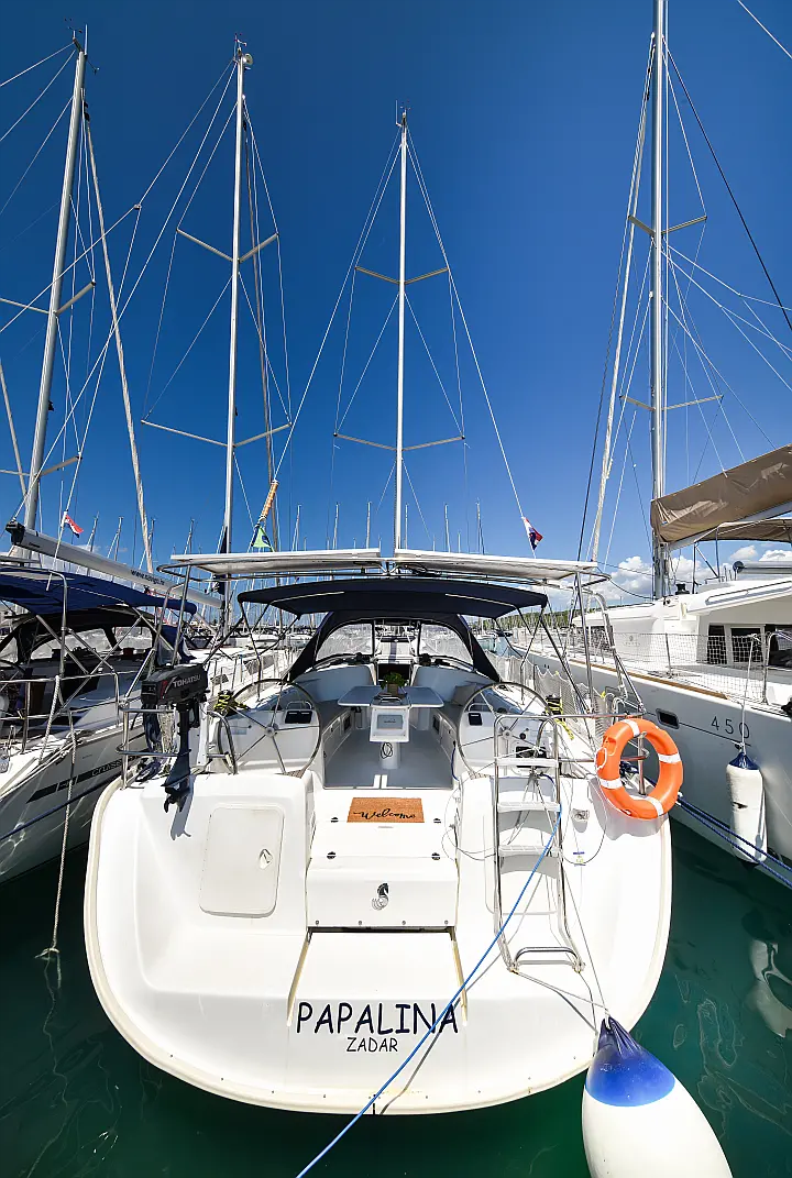 Cyclades 50.5 - 