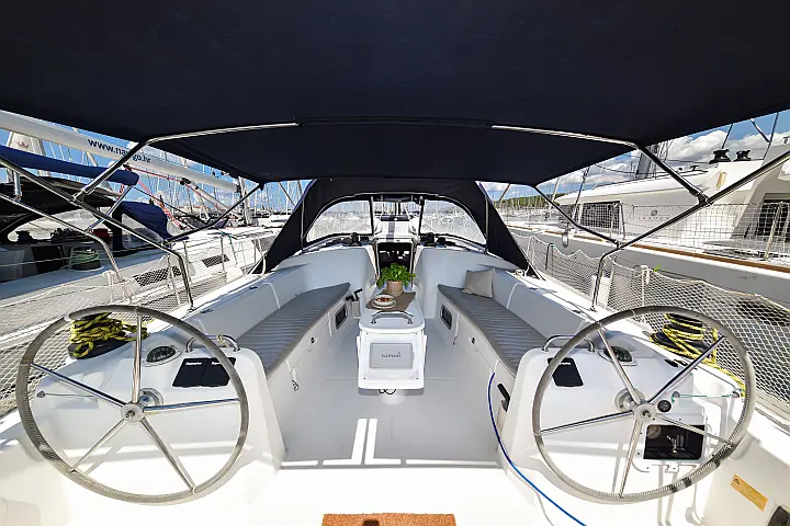 Cyclades 50.5 - 