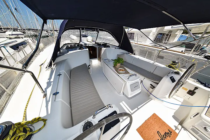 Cyclades 50.5 - 