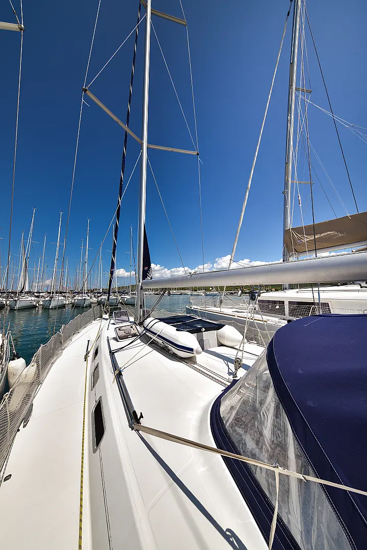 Cyclades 50.5 - 