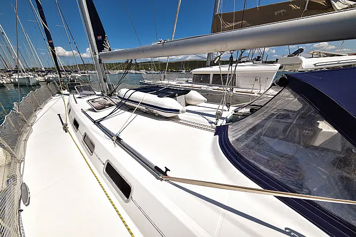 Cyclades 50.5 - 