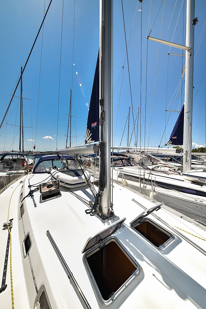 Cyclades 50.5 - 