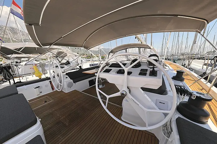 Hanse 588  - 