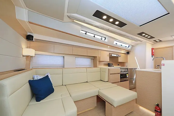 Hanse 588  - 