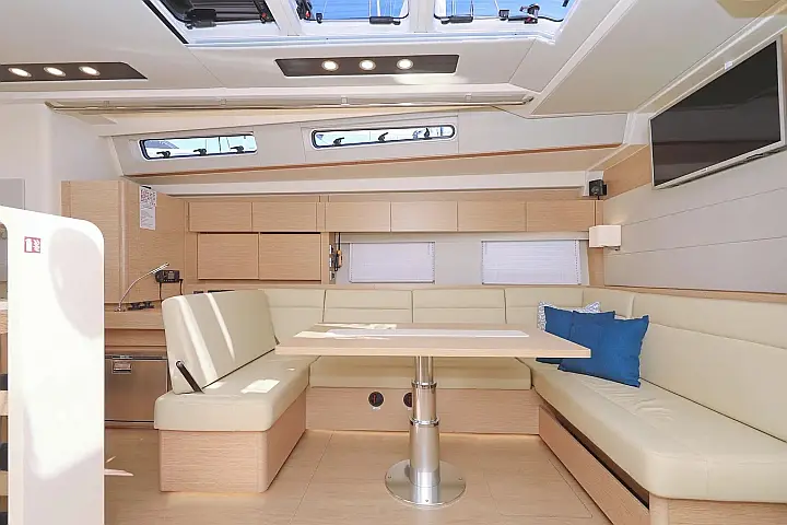 Hanse 588  - 