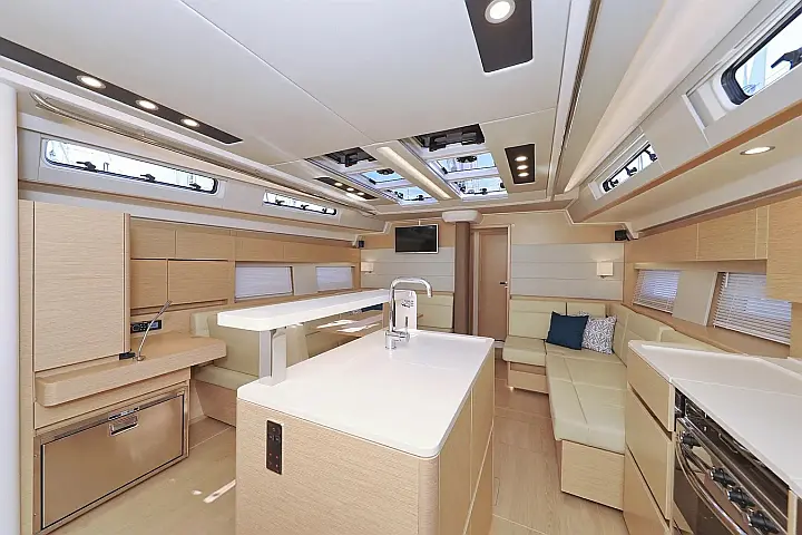 Hanse 588  - 