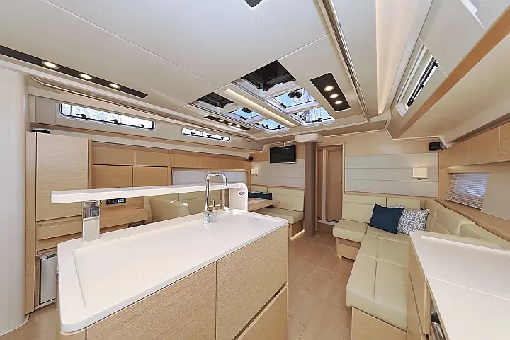Hanse 588  - 