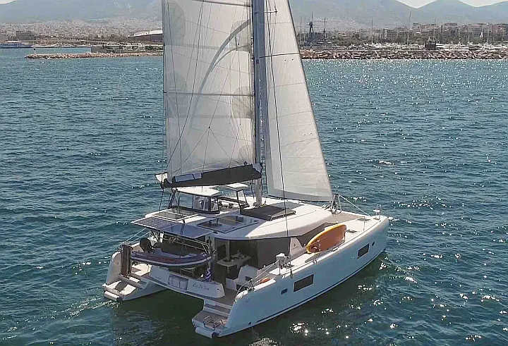 Lagoon 42 - 
