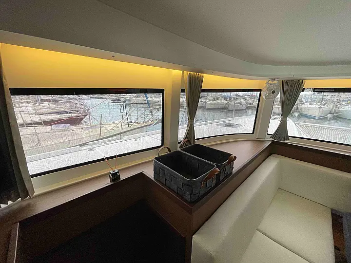 Lagoon 42 - 