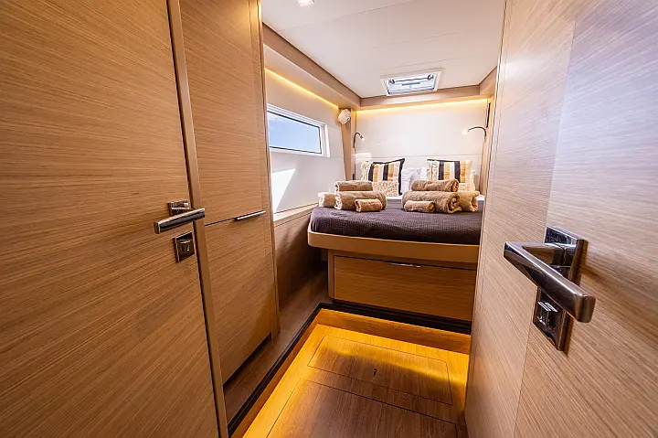 Lagoon 51 - 